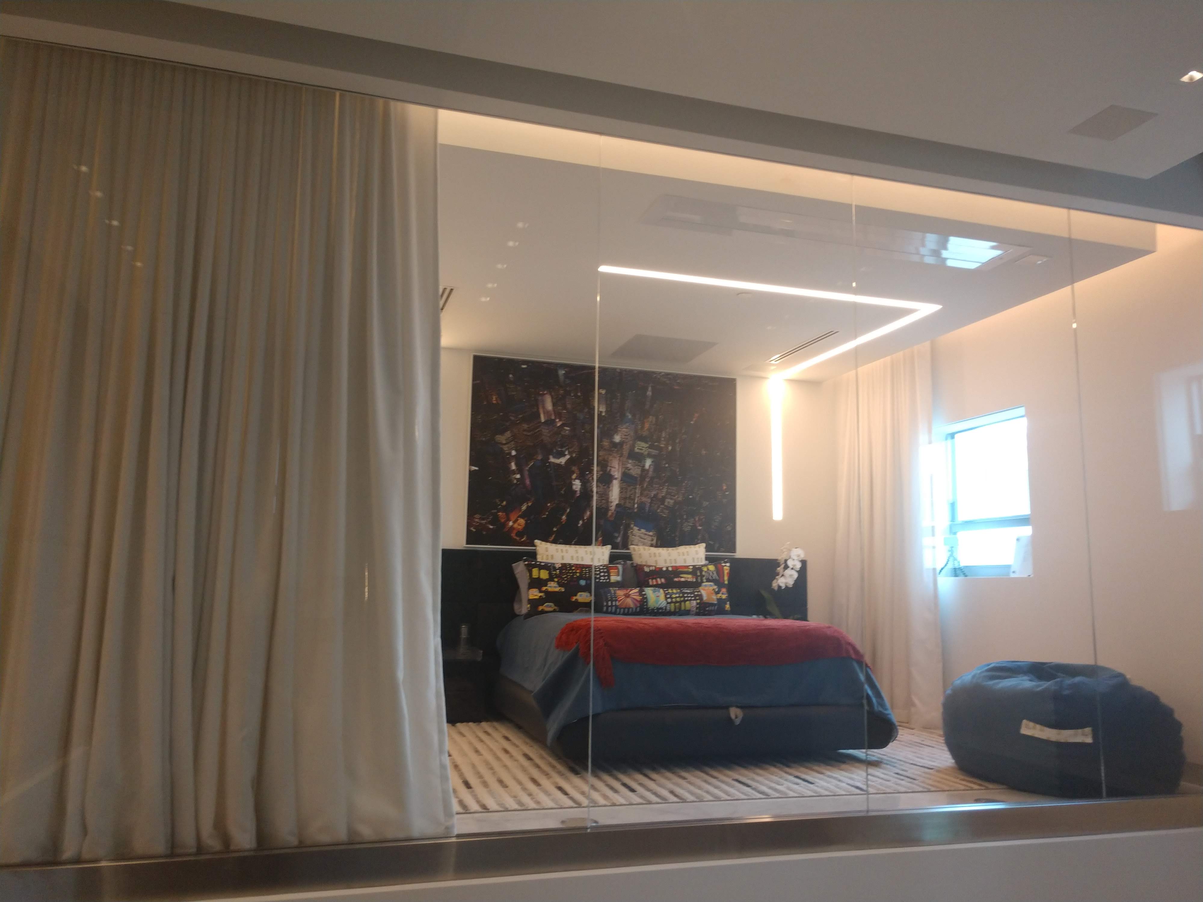 This is an alternative image description. It will generate auto caption.